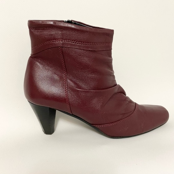 JUST CAPUCCI Leather Booties, Burgundy, Size 7.5 - Picture 12 of 12